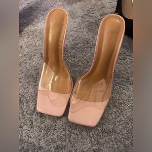 Baby pink clear heels, 🎀